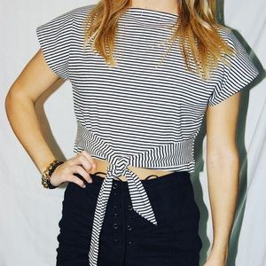 short sleeve crop
